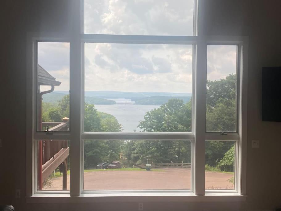 Villa Primo Vista! Spectacular views, Dock Slip, Hot Tub McHenry Exterior foto